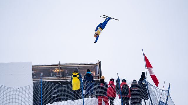 Xu Mengtao (CHN) in action in Le Relais (CAN) © Sébastien Berthiaume / Freestyle Canada