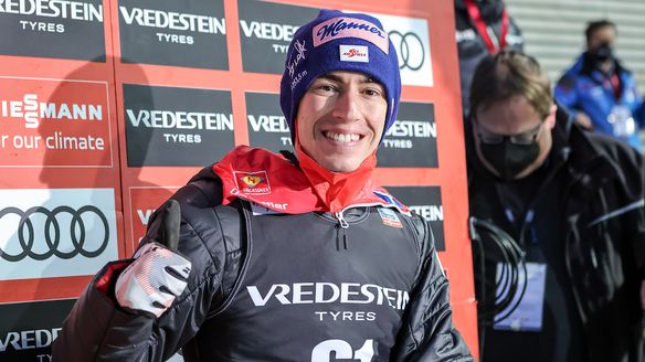 Stefan Kraft wins first qualification in Oberstdorf