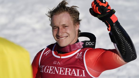 Giant slalom king Odermatt grabs second World Championship gold