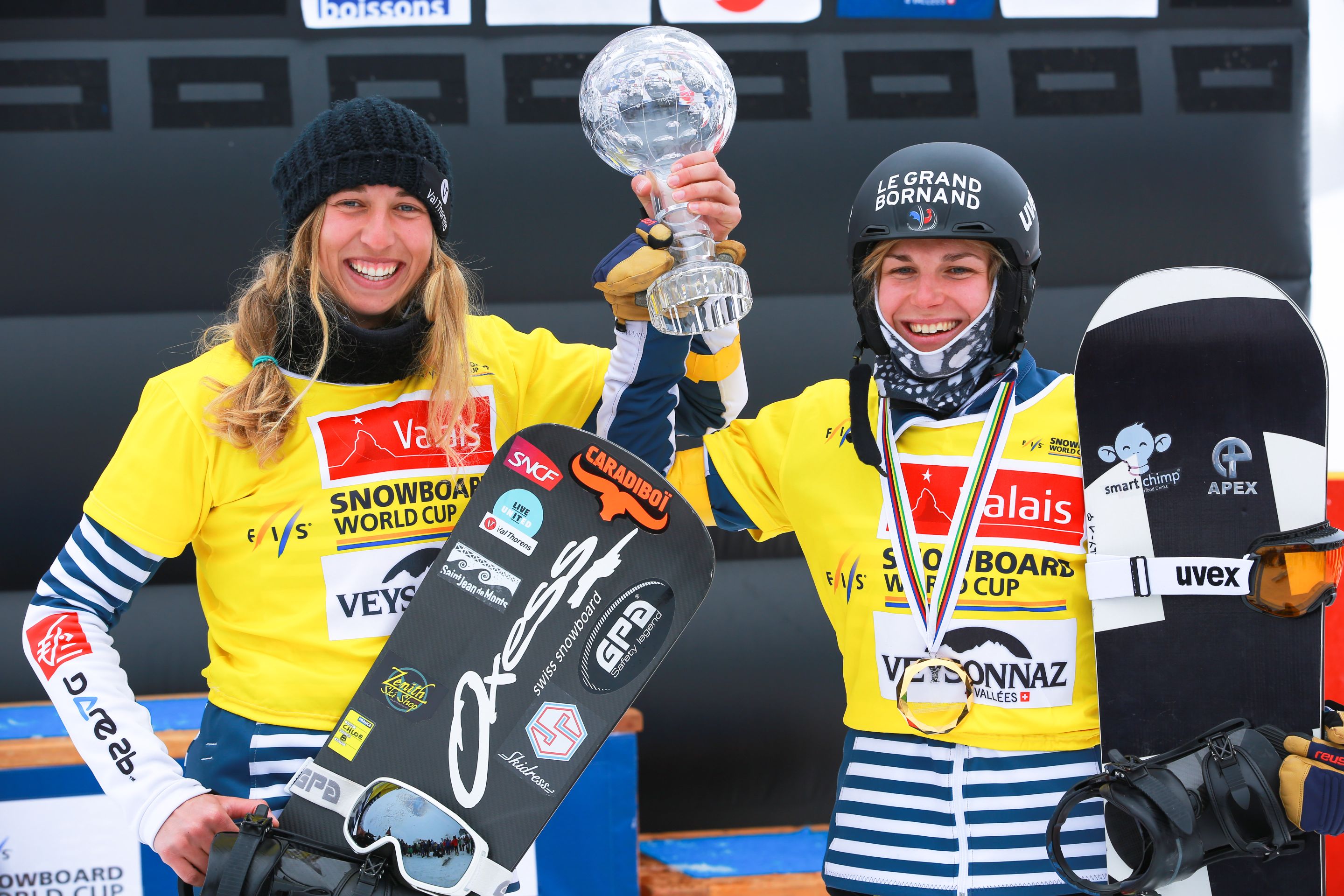 SNOWBOARD TEAM CROSS WORLD CUP SBX 2017 Veysonnaz Ladies Overal winner FRA
