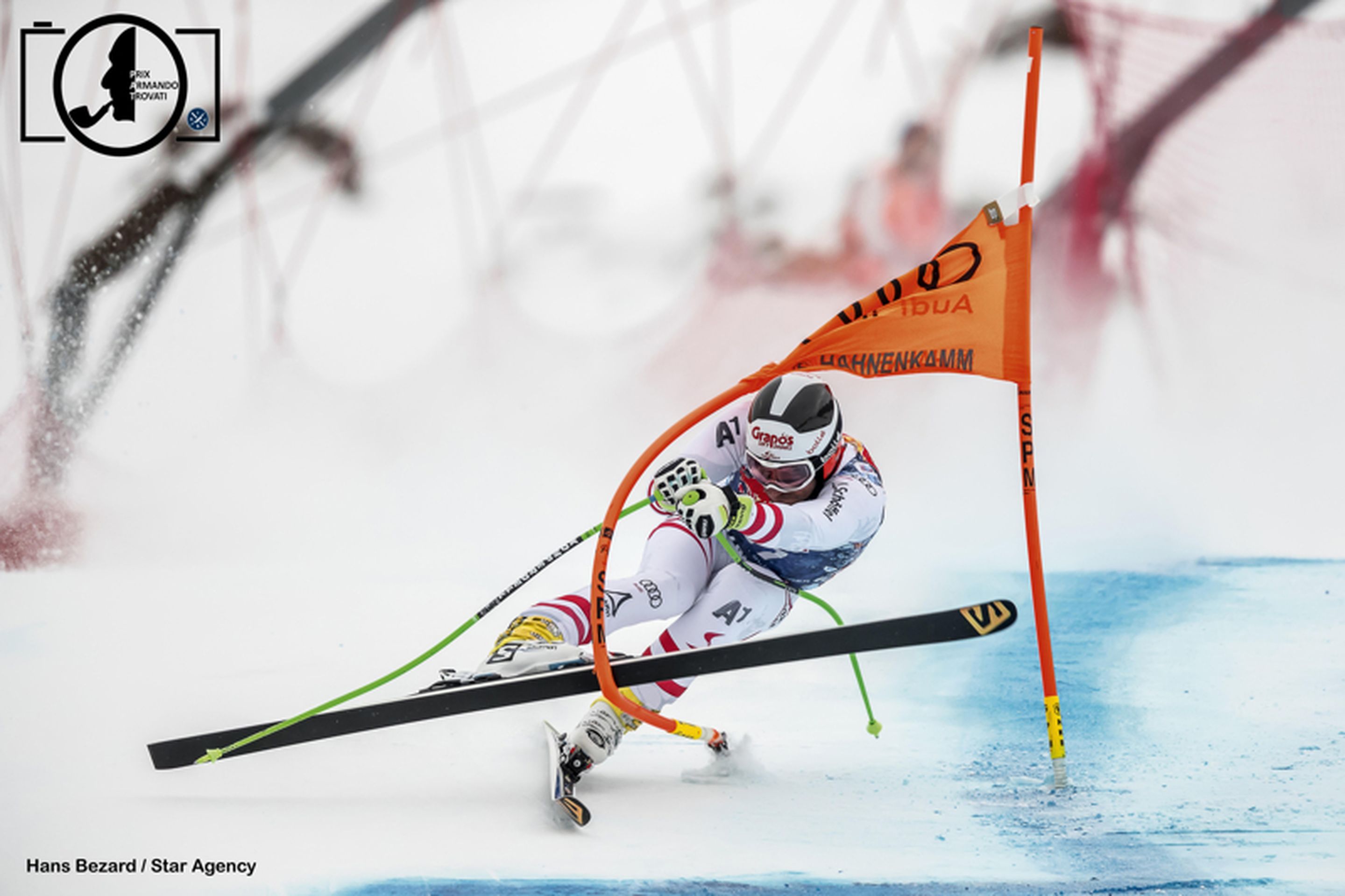 Crash of Austrian skier Patrick SCHWEIGER, during the DH race in the exit of Mausefalle at Kitzbuhel, Austria on the 20th of January 2018. Photographer Hans Bezard / Star Agency winner 2018 of the AIJS Prix Armando Trovati www.prixarmandotrovati.com