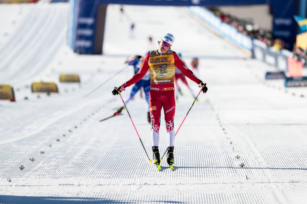 Skiathlon success brings Klaebo closer to fourth Tour title