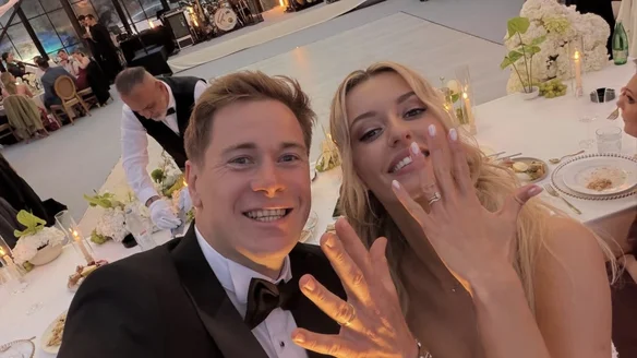 Pink Chronicles: The Summer of Mr & Mrs in Alpine Skiing