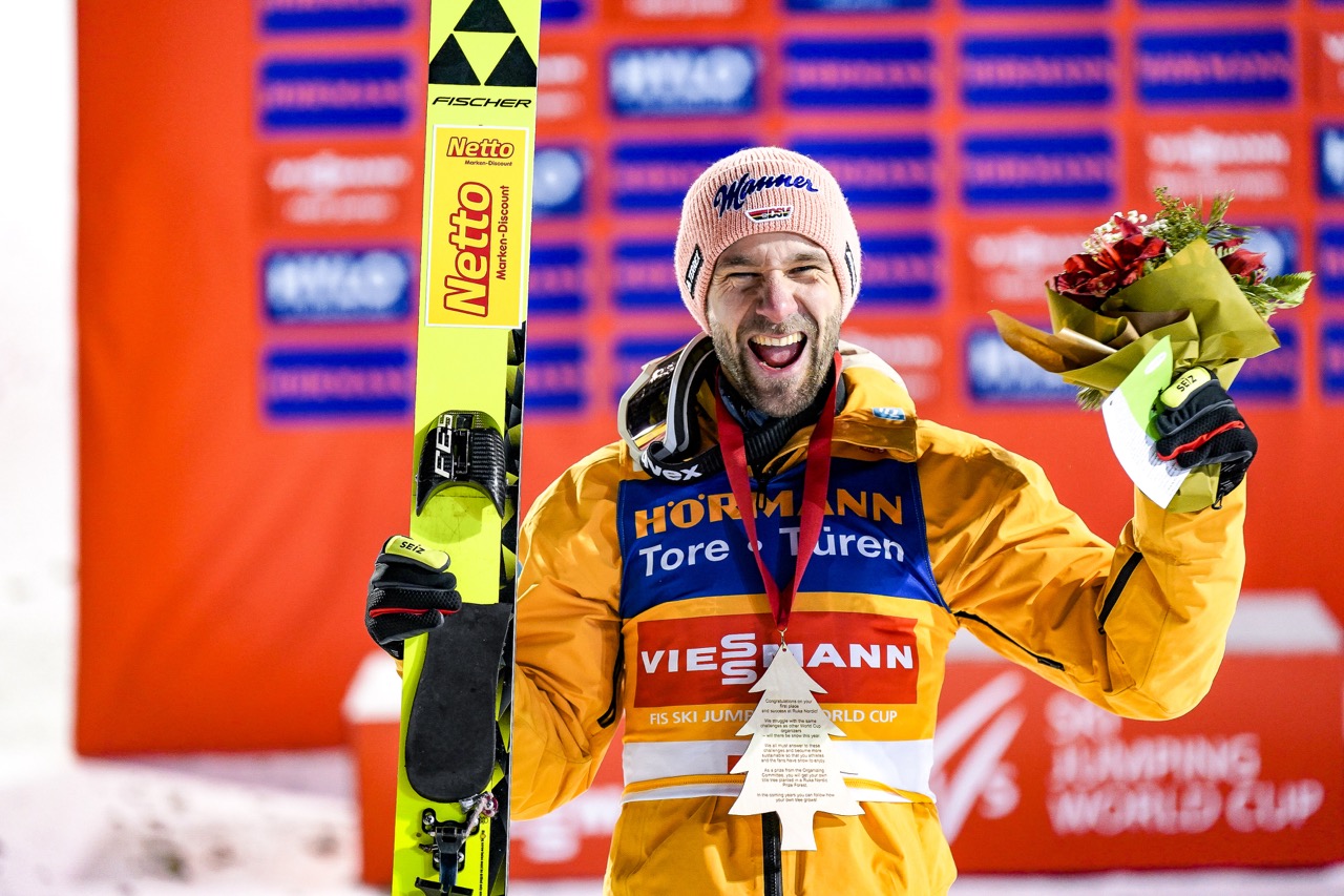 Paschke maintains stunning start to ski jumping season