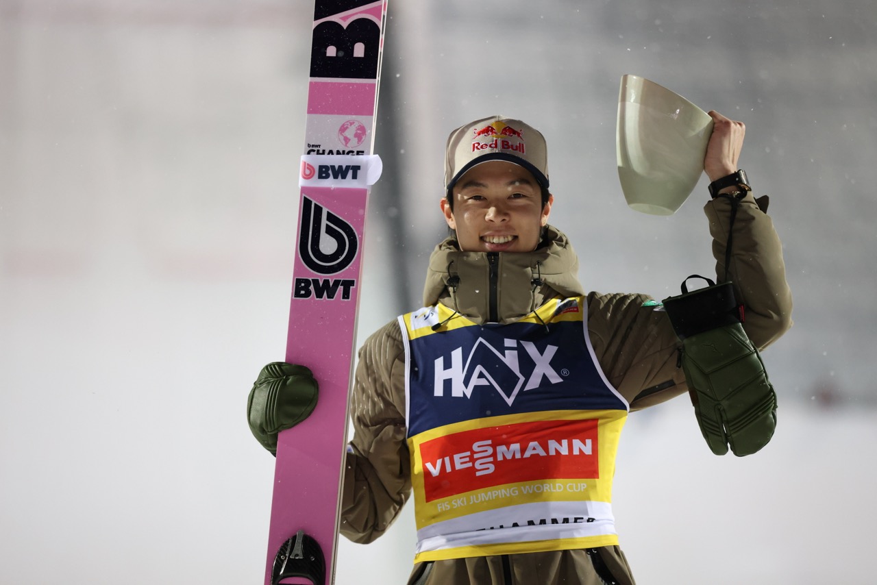 Ryoyu Kobayashi claims comeback victory at Lillehammer World Cup