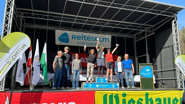 Masters overall top 3 Cat. C 8 Women (65-69 years old)