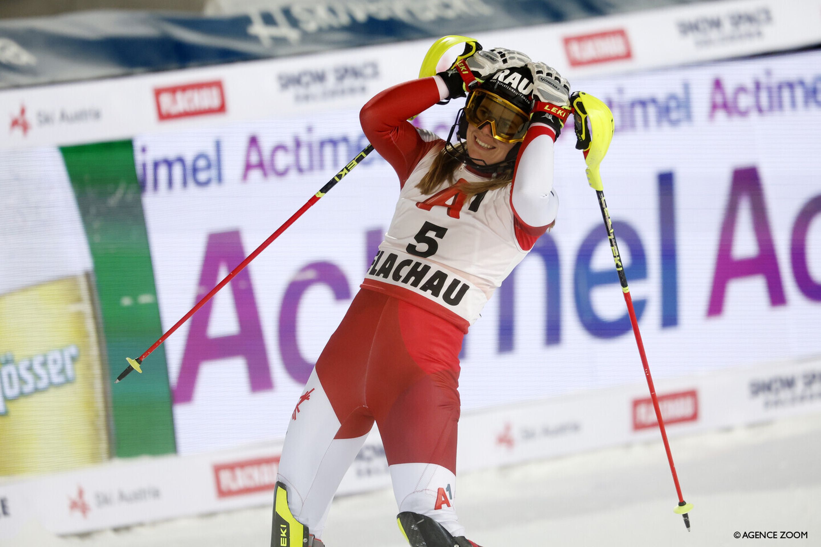 Katharina Liensberger (AUT/Rossignol) can't believe that she missed the podium on Tuesday after starting her second run with a 1.5-second lead. ©Agence Zoom