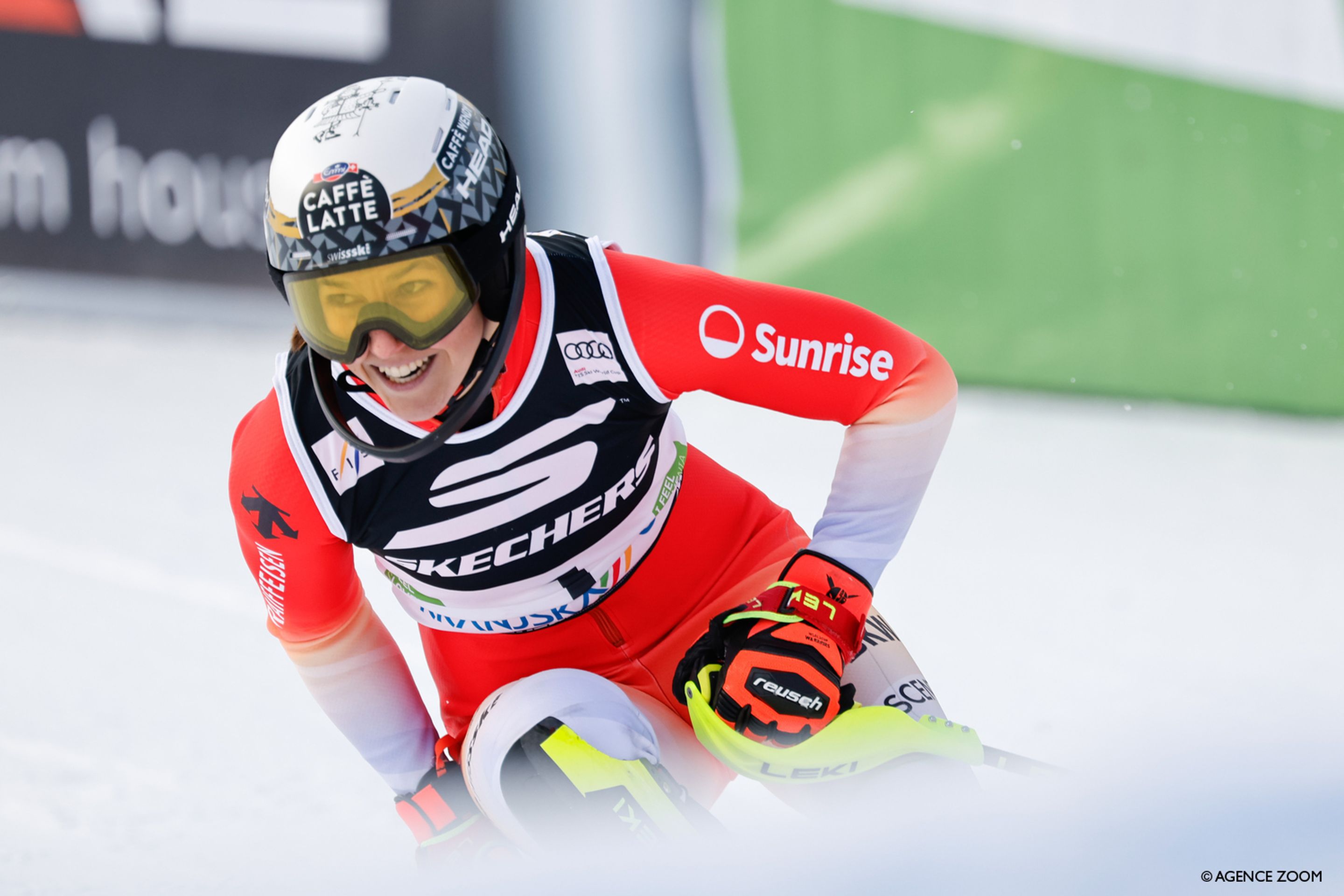 Wendy Holdener (SUI/Head) was delighted with her second run on Sunday in Kranjska Gora, only for Zrinka Ljutic (CRO/Atomic) to just get the better of her. ©Agence Zoom