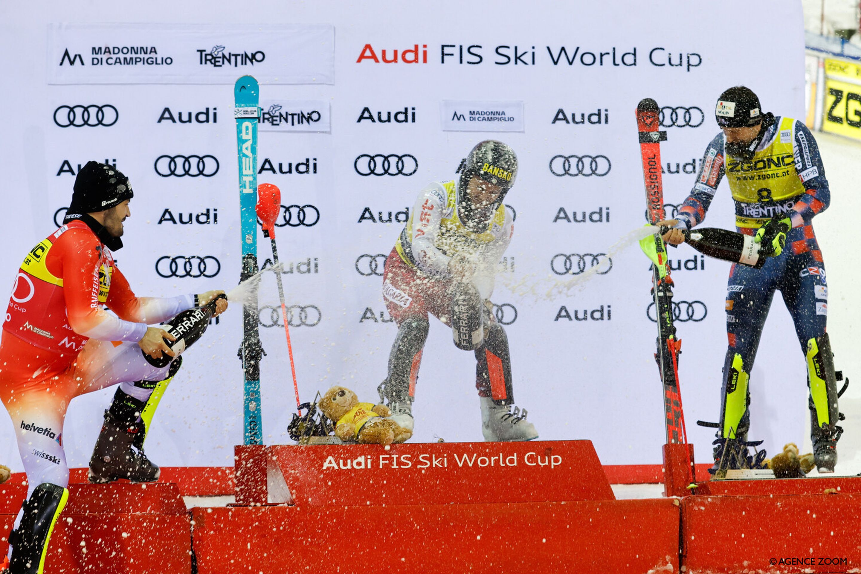 Albert Popov (BUL/Head, center) celebrates his first World Cup victory. ©Agence Zoom