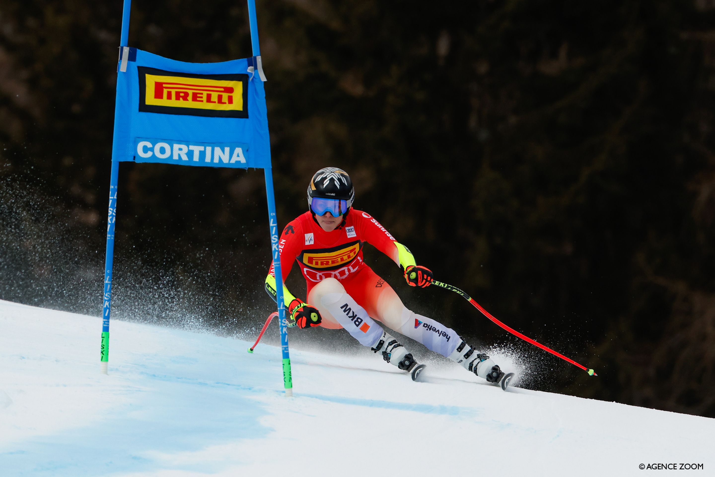 Lara Gut-Behrami (SUI/Head) was the only skier to threaten Brignone on Sunday and finished second to hold onto the red bib as the discipline standings leader. ©Agence Zoom