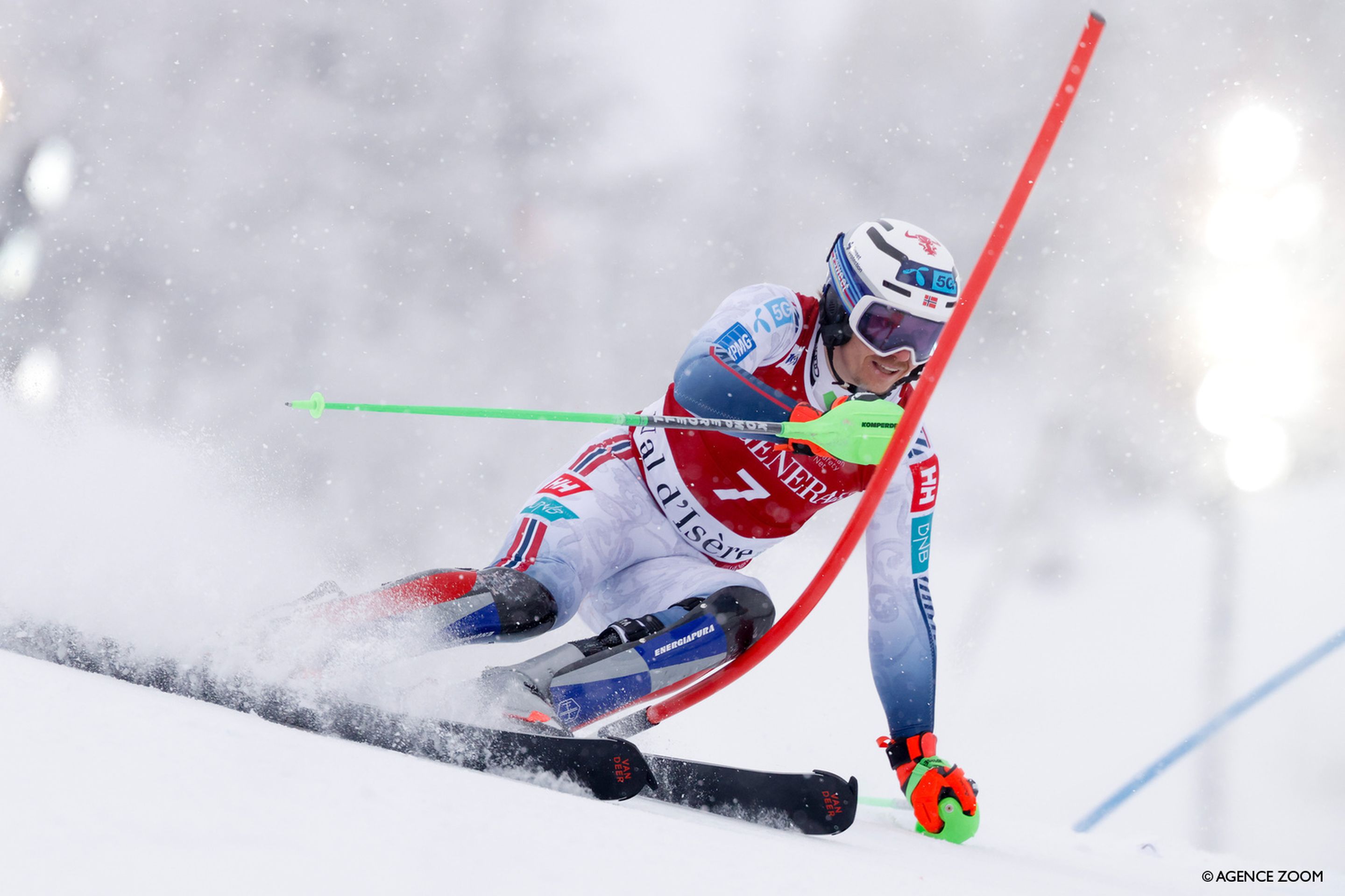 Henrik Kristoffersen win Val d'Isere Slalom 2025