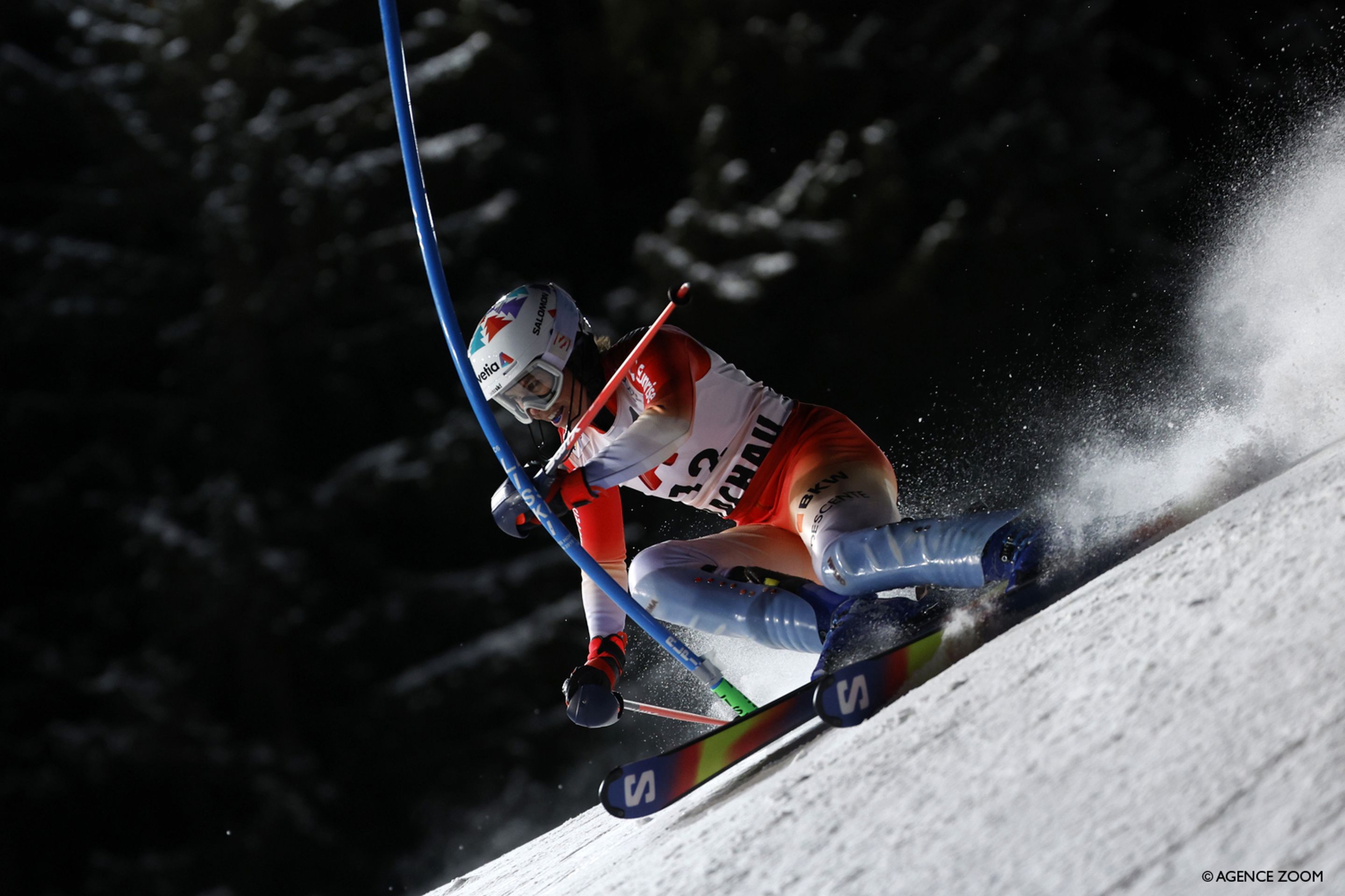 Michelle Gisin (SUI/Salomon) attacks the course in her final World Cup Slalom race. ©Agence Zoom