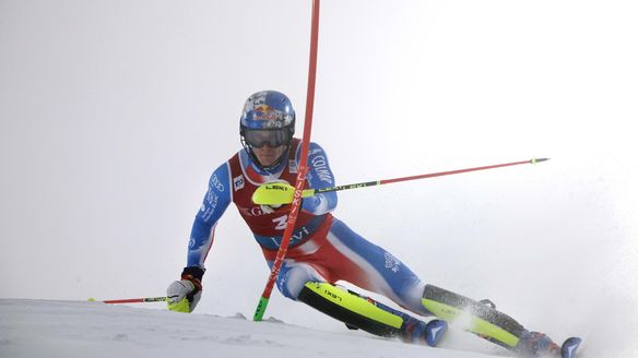 Redemption for ‘comfortable’ Noel who holds off charging Kristoffersen in Levi 