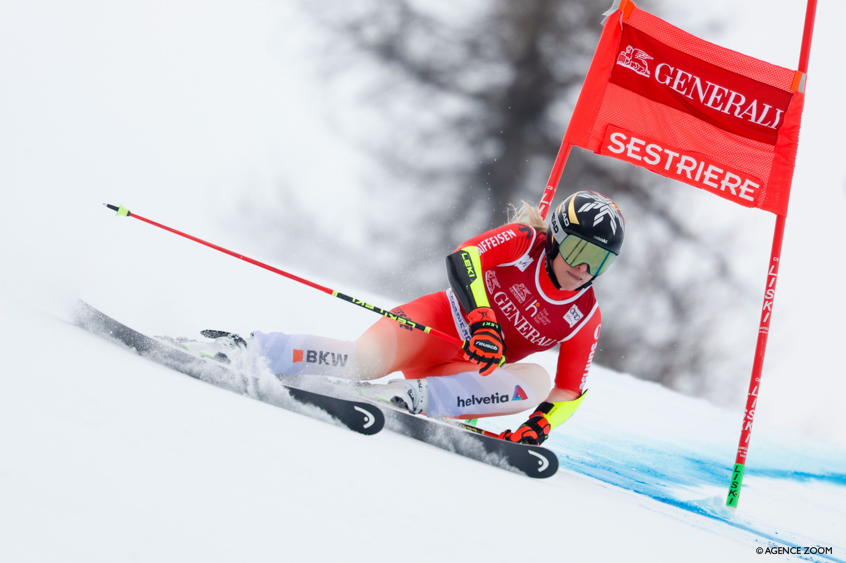 Lara Gut-Behrami (SUI/Head) was back on the podium in a quick and straight Giant Slalom that suited her speed skills. © Agence Zoom