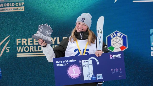 In winning the first World Cup of her career, Rookie of the year Charlotte Wilson defeated some of the tour's best skiers. Photo: Mateusz Kielpinski