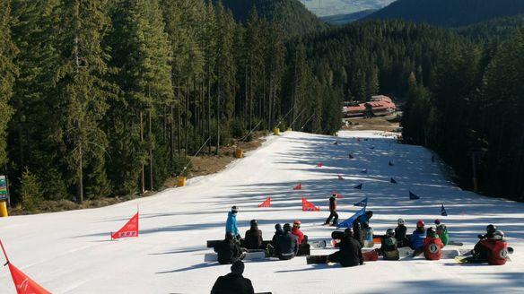 Eight Nations at FIS Development Snowboard Alpine Camp in Bansko