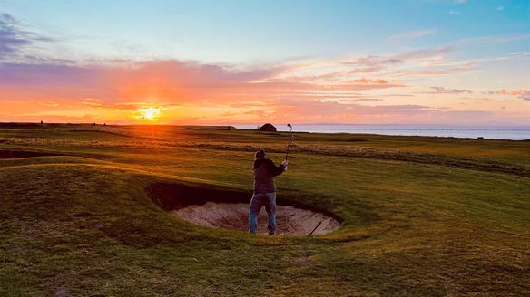 From big airs to long drives, these FIS World Cup athletes are making the most of summer out on the golf course
