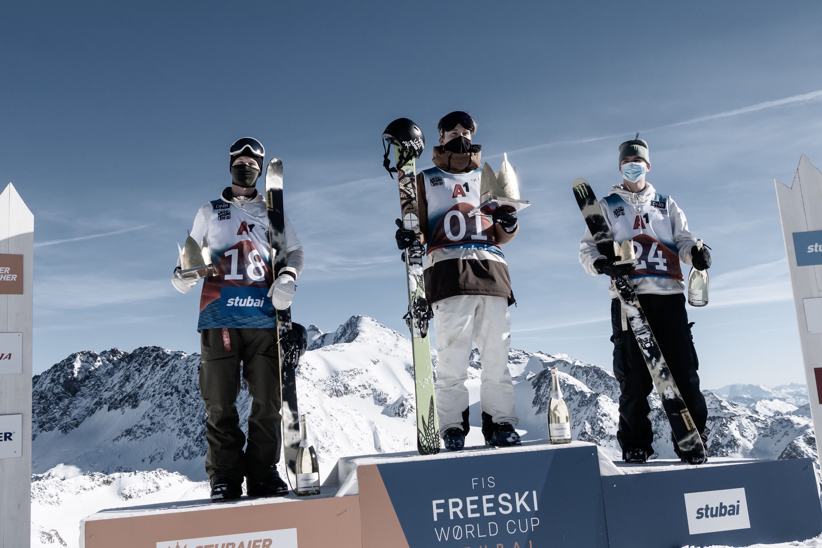 The men's podium in Stubai © Kielpinski/FIS Freeski