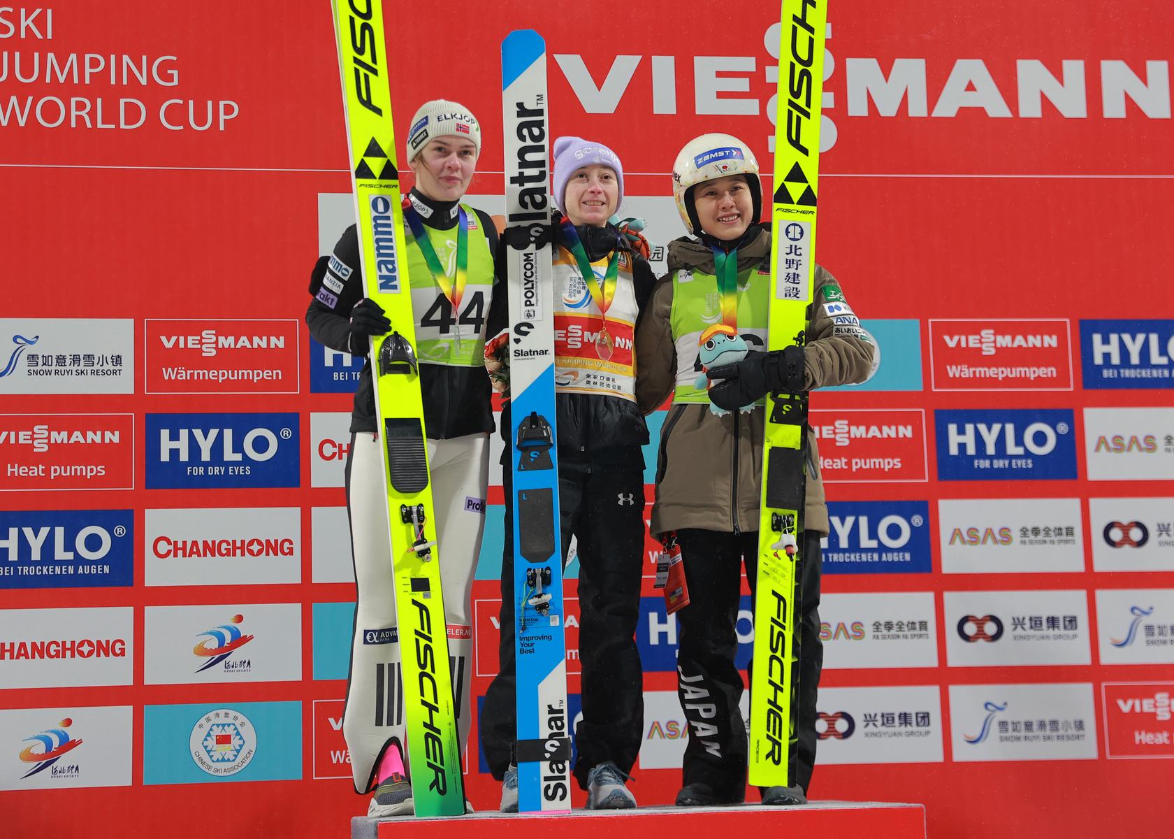 FIS | Super six for Nika Prevc despite extreme wind in Zhangjiakou
