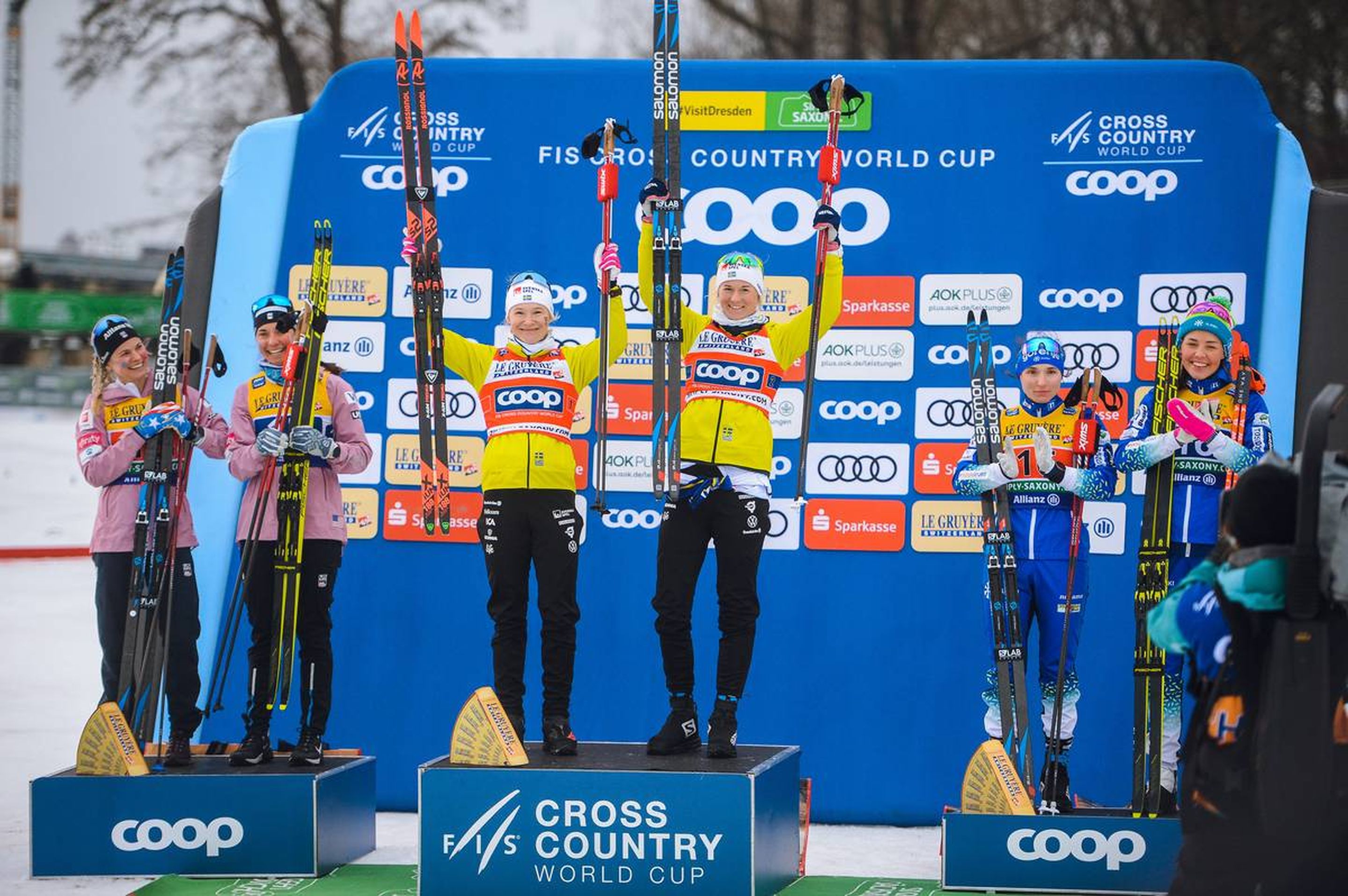 19.12.2021, Dresden, Germany (GER):
Jessie Diggins (USA), Julia Kern (USA), Jonna Sundling (SWE), Maja Dahlqvist (SWE), Eva Urevc (SLO), Anamarija Lampic (SLO), (l-r) - FIS world cup cross-country, team sprint, Dresden (GER). www.nordicfocus.com. © Tumashov/NordicFocus. Every downloaded picture is fee-liable.