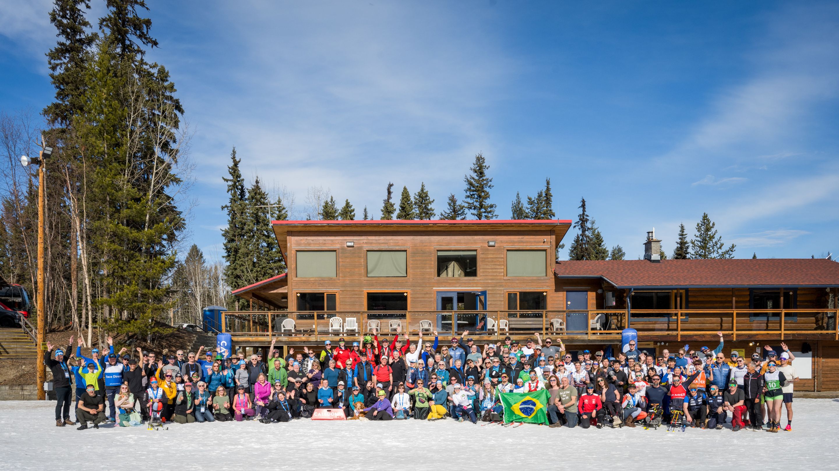 Group photo with all teams and volunteers of the 2024 Para Nordic World Cup Finals