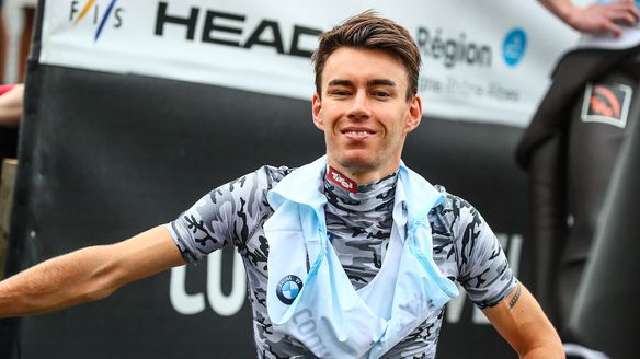 Stefan Kraft wins prologue in Courchevel