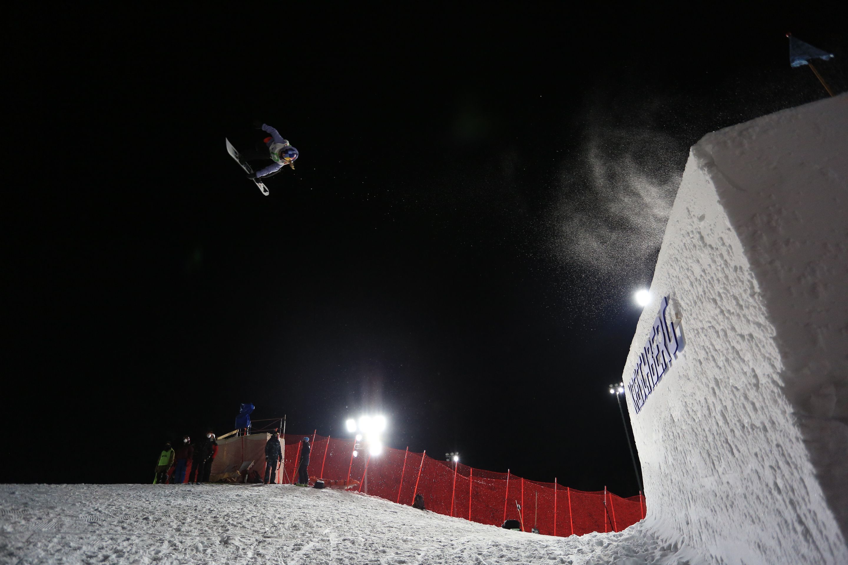 Austrian favourite Anna Gasser (AUT) © Buchholz/FIS Snowboard