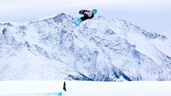 Gasser sets sights on Slopestyle in Laax as snowboarders tackle last World Cup before Milano Cortina