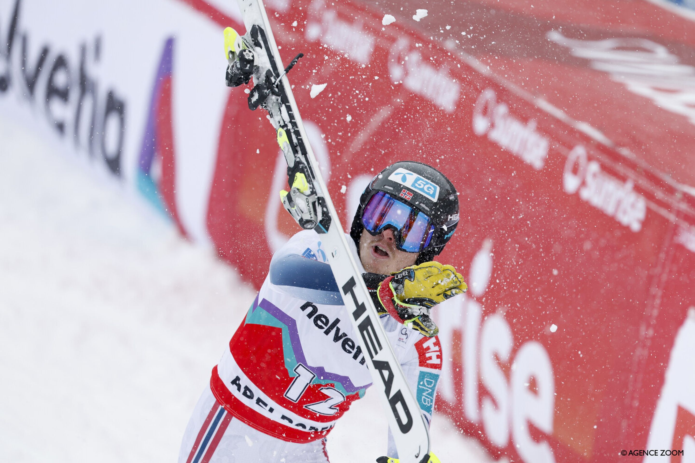 Atle Lie McGrath (NOR) flips his ski after skiing into second place on Sunday (Agence Zoom)