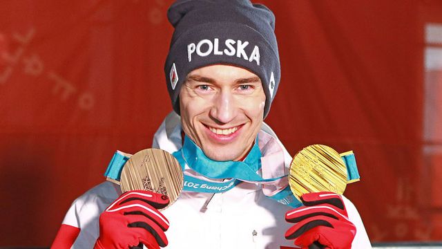 Kamil Stoch and his Olympic medals from PyeongChang 2018