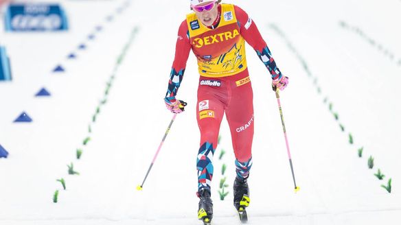 Klaebo conquers conditions to extend Tour de Ski lead