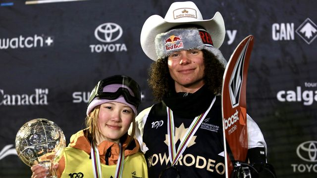 Mitsuki Ono (JPN) and Valentino Guseli (AUS) at the Calgary Snow Rodeo © Buchholz/FIS Snowboard