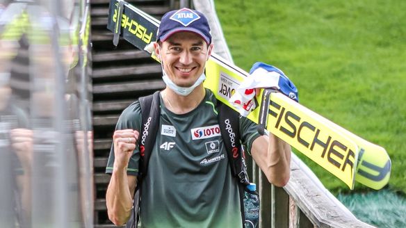 Kamil Stoch wins this summer's first qualification