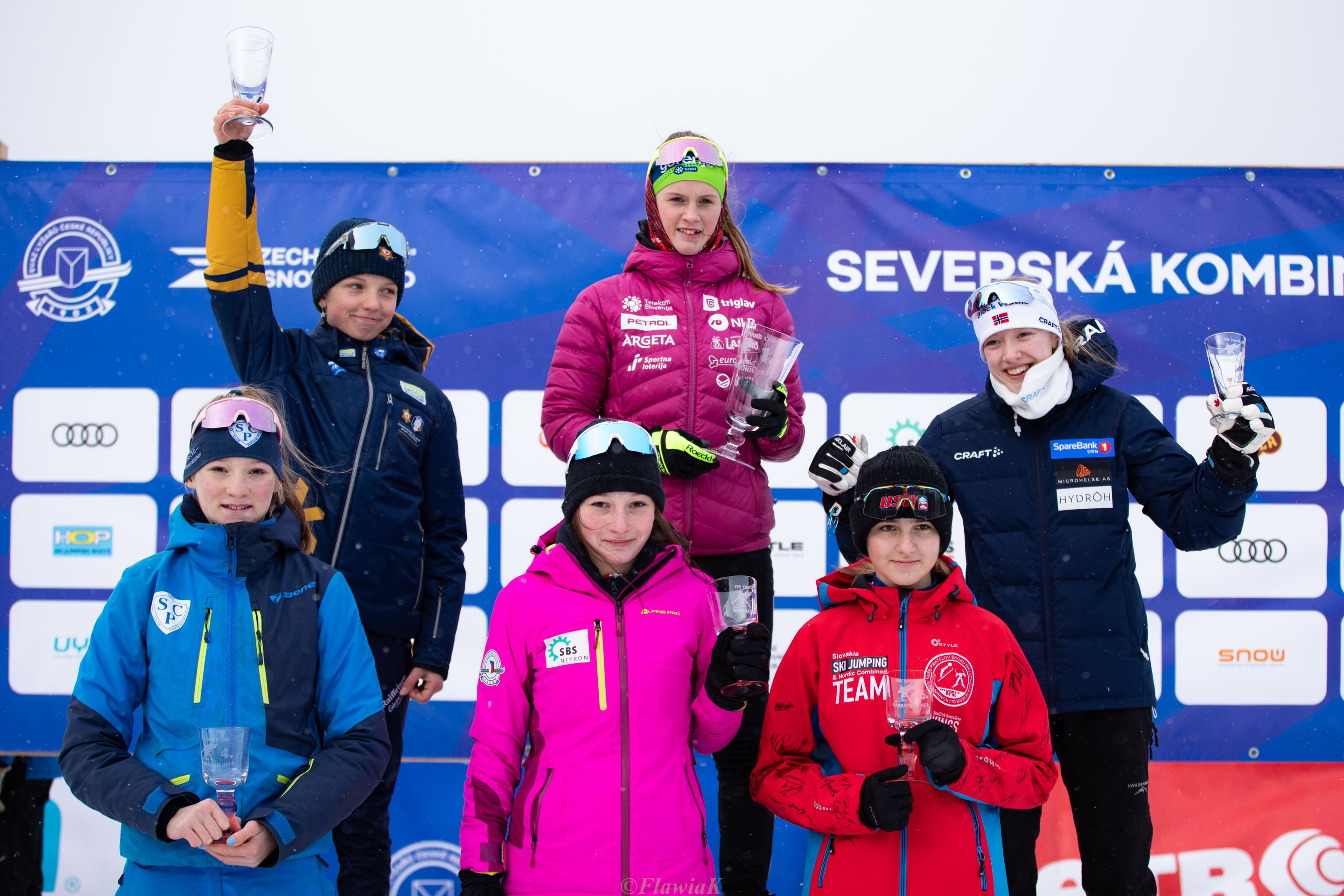 The Girls I podium with winner Masa Likozar Brankovic (SLO) (c) Flawia Krawczyk