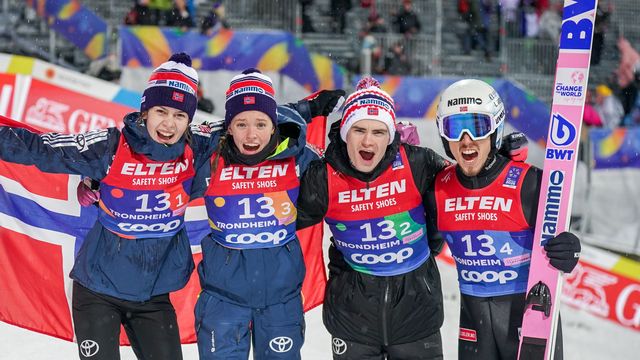 Mixed Team World Champions Stroem, Kvandal, Lindvik and Forfang (left to right), @NordicFocus