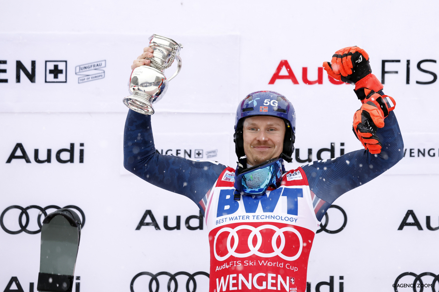 FIS | Kristoffersen skis to slalom victory in snowy Wengen