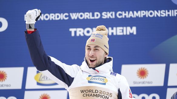 'Best feeling ever' - Riiber pips Oftebro in stunning Compact to equal Worlds medal record