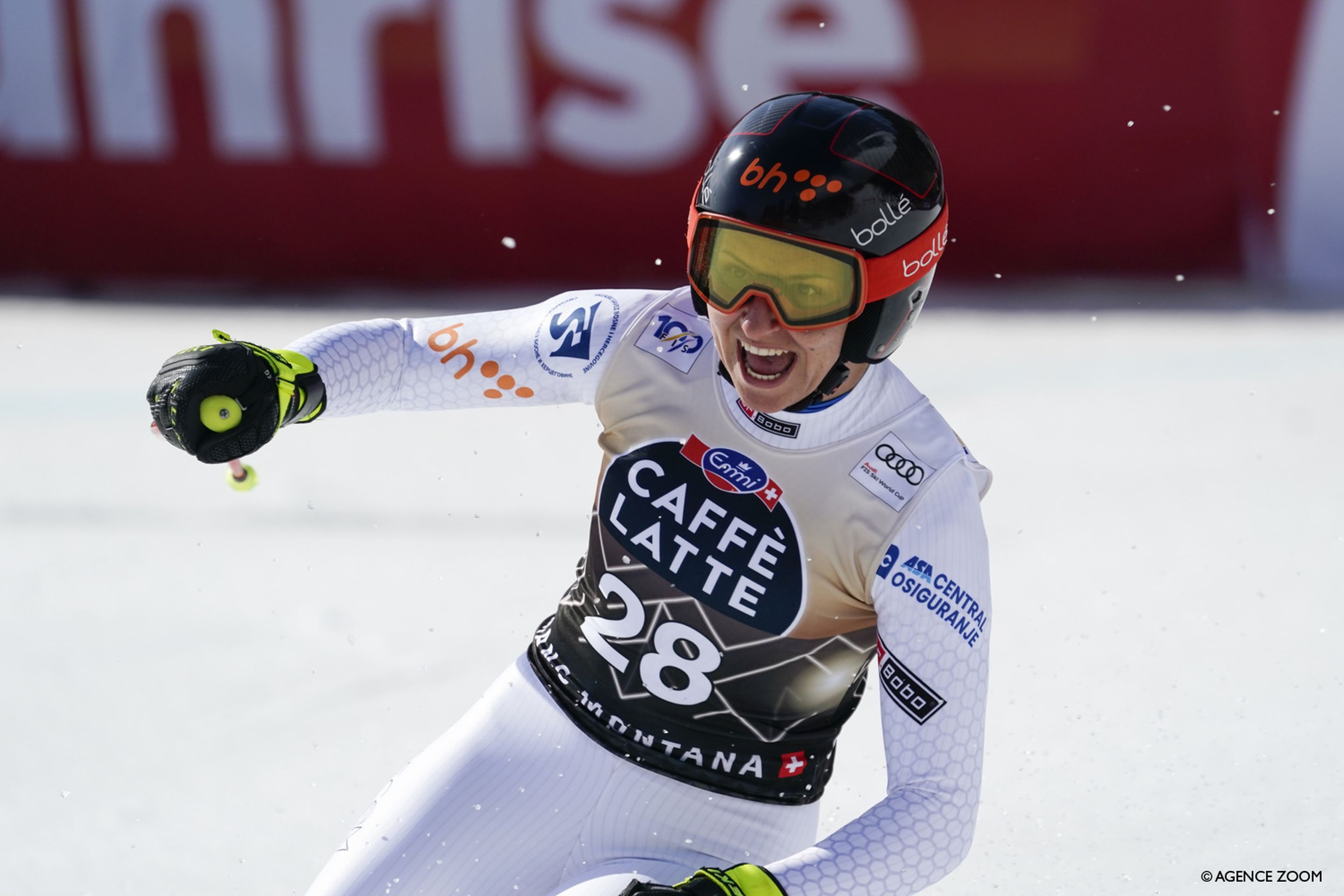 Elvedina Muzaferija (BIH) crosses the line to make history for Bosnia and Herzegovina (Agence Zoom)