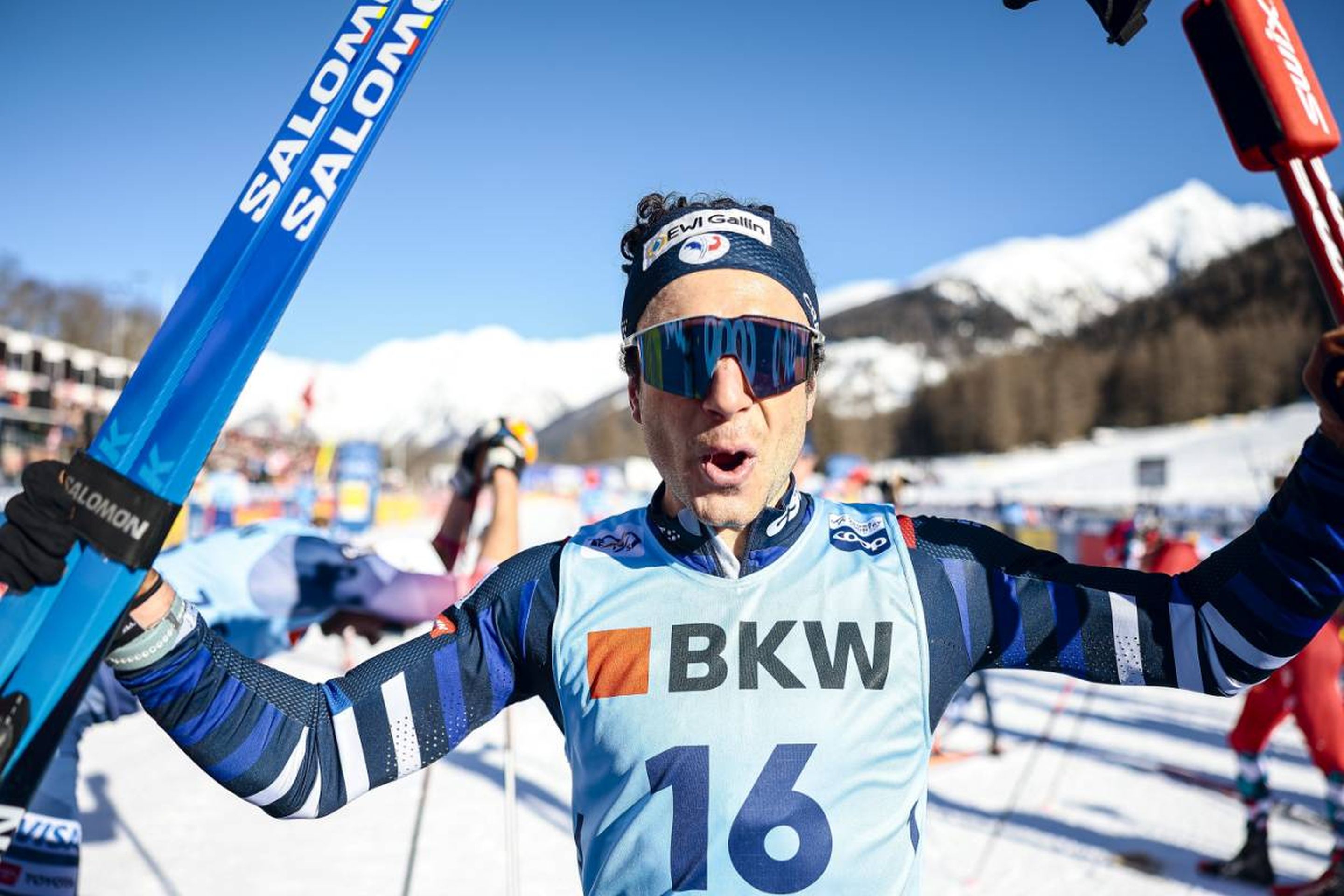 Third-placed Jules Lapierre celebrated like a winner © NordicFocus