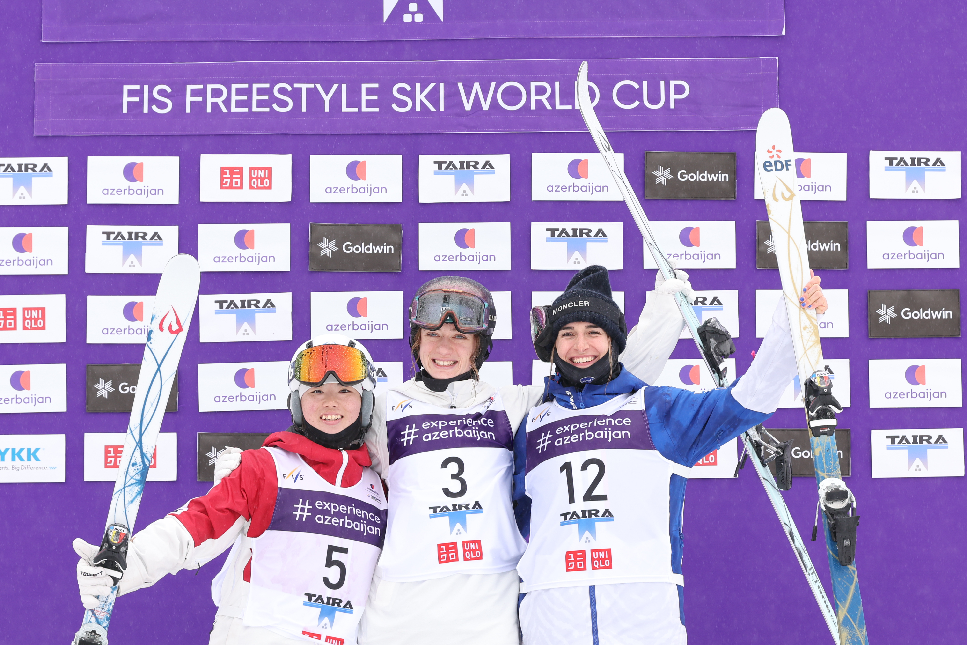 FIS | Graham, Giaccio close World Cup gap after Moguls wins in