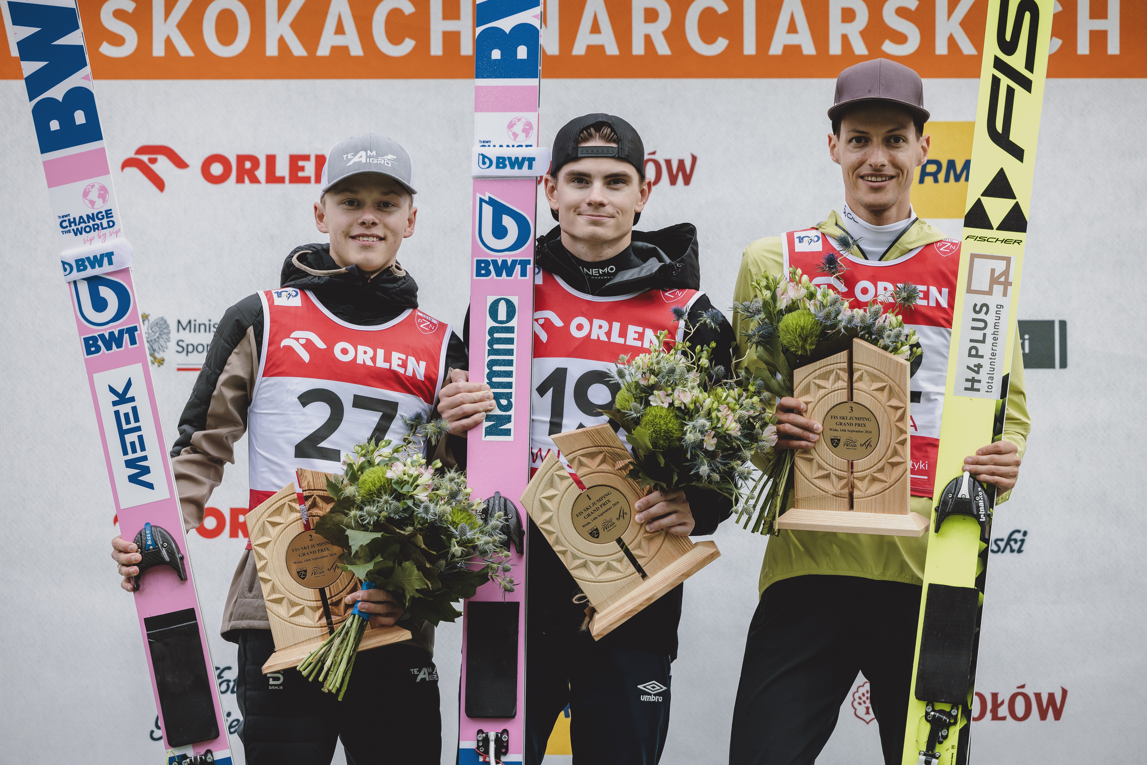 Lindvik's Triumph at the FIS Grand Prix in Wisla