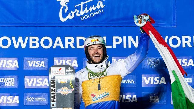 Daniele Bagozza (ITA) celebrates victory in the Men's Parallel Giant Slalom in Cortina d'Ampezzo. Photo @Miha Matavz/FIS