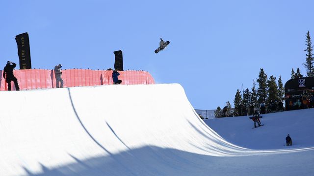 Training at Copper Mountain, USA ahead of the second halfpipe event of the 2024/25 FIS Snowboard World Cup season. ©Buchholz/@fisparkandpipe