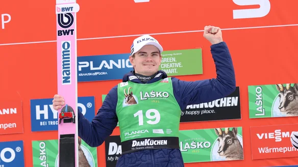 Lindvik tops Planica podium as legends Stoch and Fettner retire