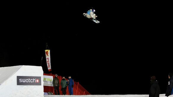 Snowboarders close in on Crystal Globe at Big Air Kreischberg