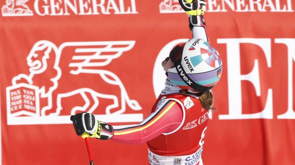 Viktoria Rebensburg first downhill victory in home soil