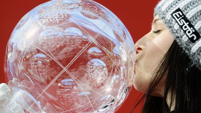 Reference : a15-mems-ag-06-0530
Theme : ALPINE
Style : GLOBE,PODIUM
People : WOMEN
Discipline : OVERALL
Racer's name : FENNINGER Anna
Nationality : AUT
Place : MERIBEL (FRA) 2015
Event : AUDI FIS ALPINE SKI WORLD CUP 2015
Skis : HEAD
Copyright : Alain GROSCLAUDE/AGENCE ZOOM