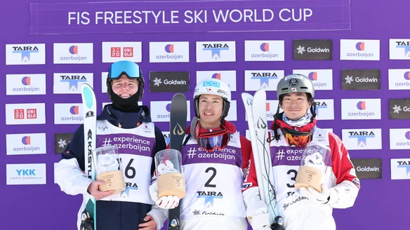 Kauf unstoppable in Japan, Hiroshima hangs on for Dual Moguls win