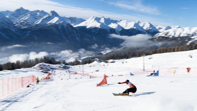 The slope in Scuol as the season resumes after the holiday break. Photo: @FIS/Miha Matavz