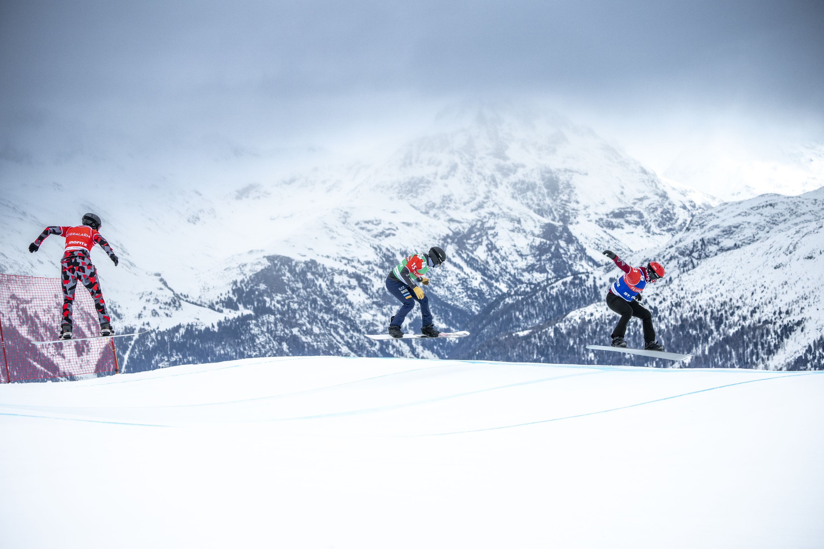 Riders race across the course in St. Moritz. Photo: Millo Moravski (Zoom)